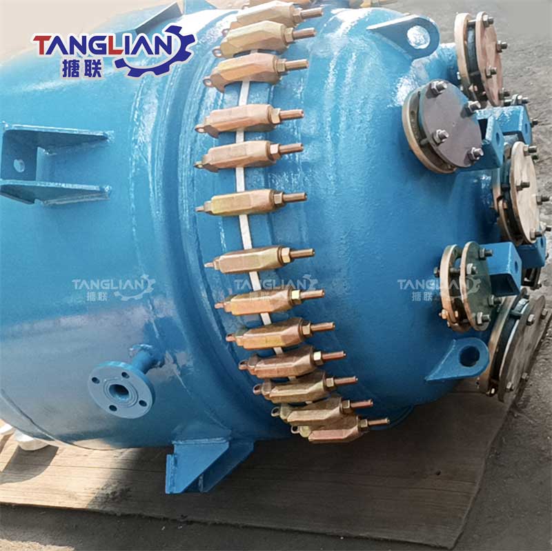 搪玻璃反應(yīng)釜的安全使用與維護(hù) 搪玻璃反應(yīng)釜的安全使用與維護(hù)